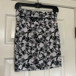 Hot Topic mini skirt!